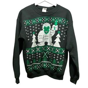 Gildan Yeti Sasquatch Beer Men’s Sweatshirt Size Medium Ugly Sweater
